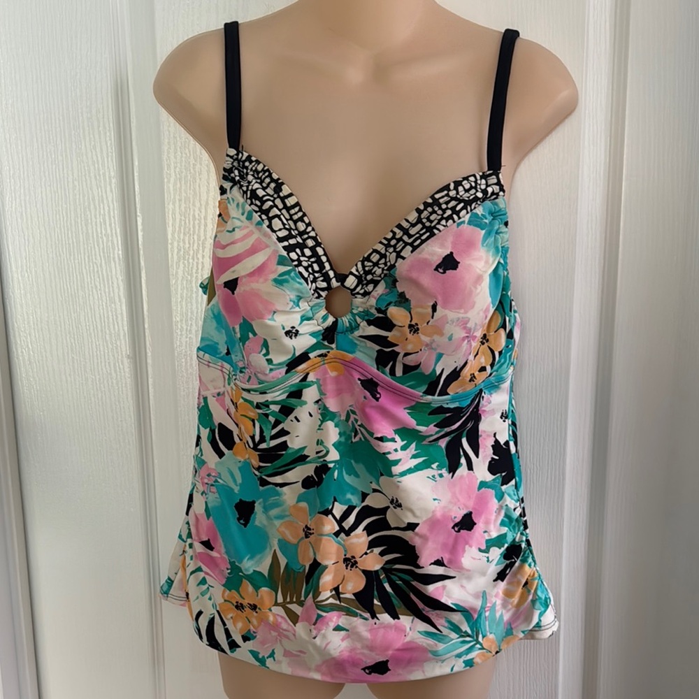 Ladies Bathing Suit Top-Size 12
